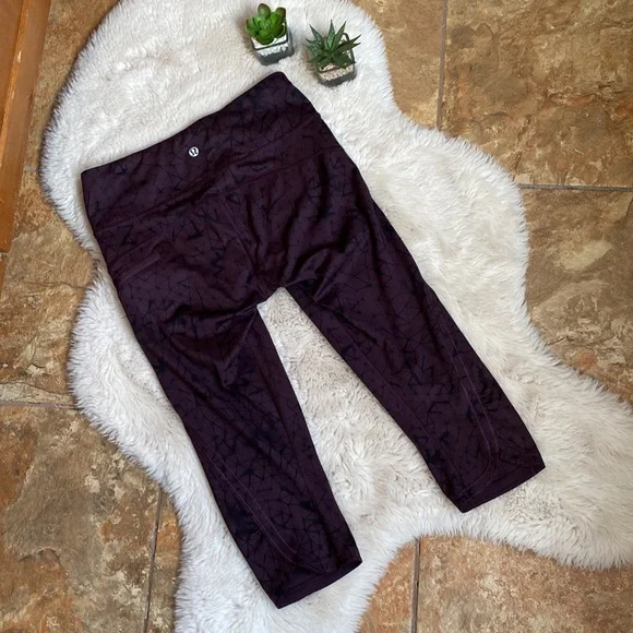 Lululemon Top Speed Crop Star Crushed Black Cherry Size 4 - Picture 4 of 16